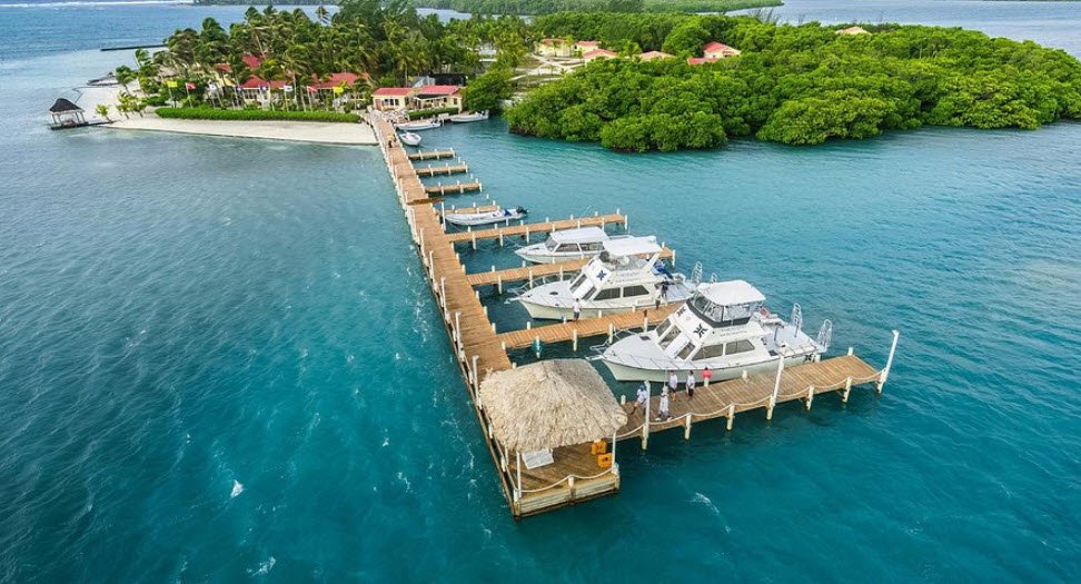 Turneffe Atoll , Offshore Belize, Belize